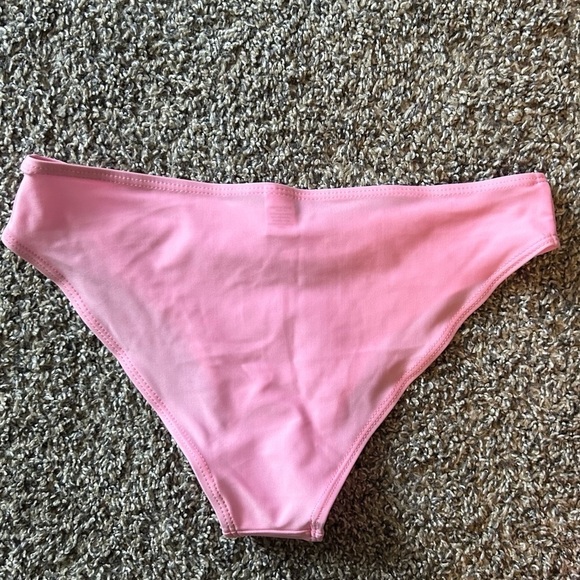 5/$25 LuckyBop three piece swimwear in pink floral pattern size small - Picture 7 of 10